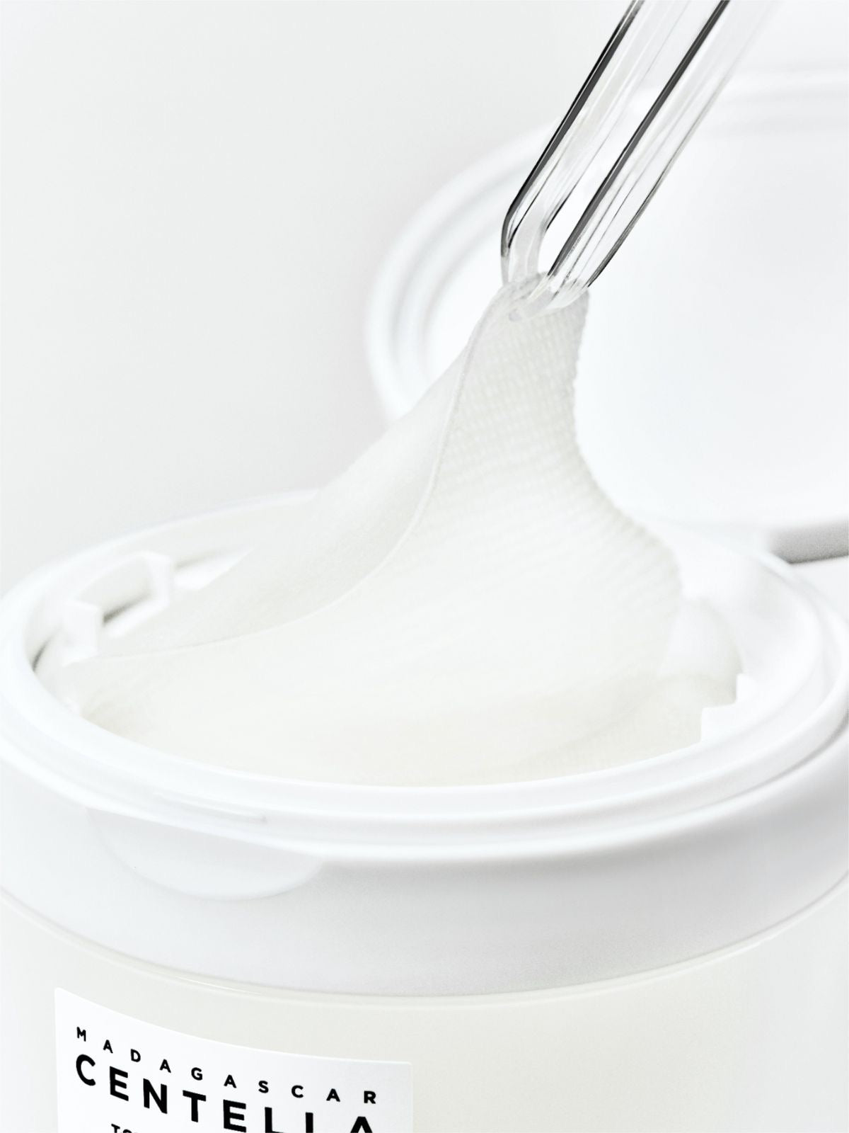 SKIN1004 Madagascar Centella Tone Brightening Dark Spot Ampoule Pad