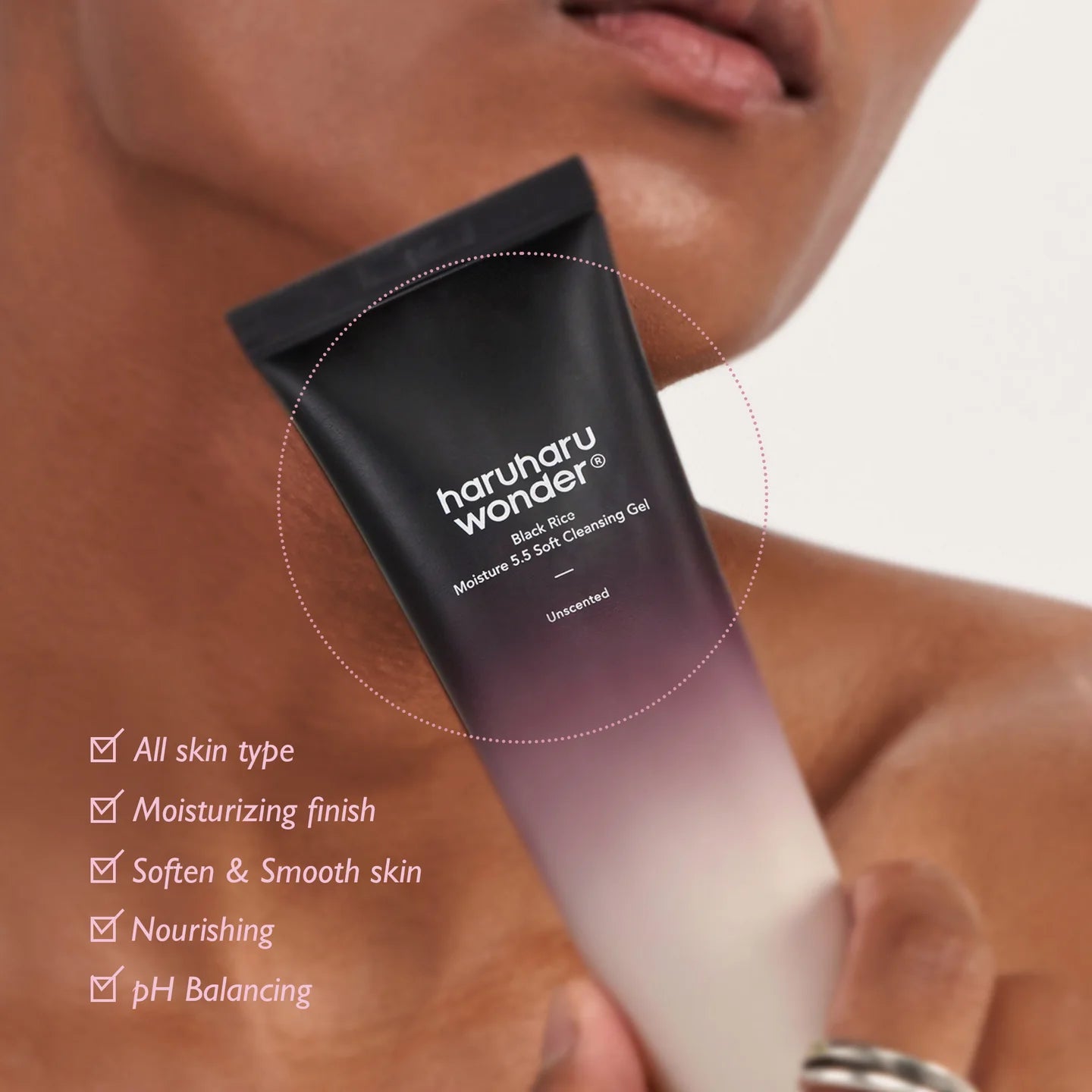 haruharu wonder Black Rice Moisture 5.5 Soft Gel Cleanser